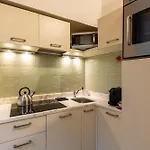 Apartamento Beplace In San Babila